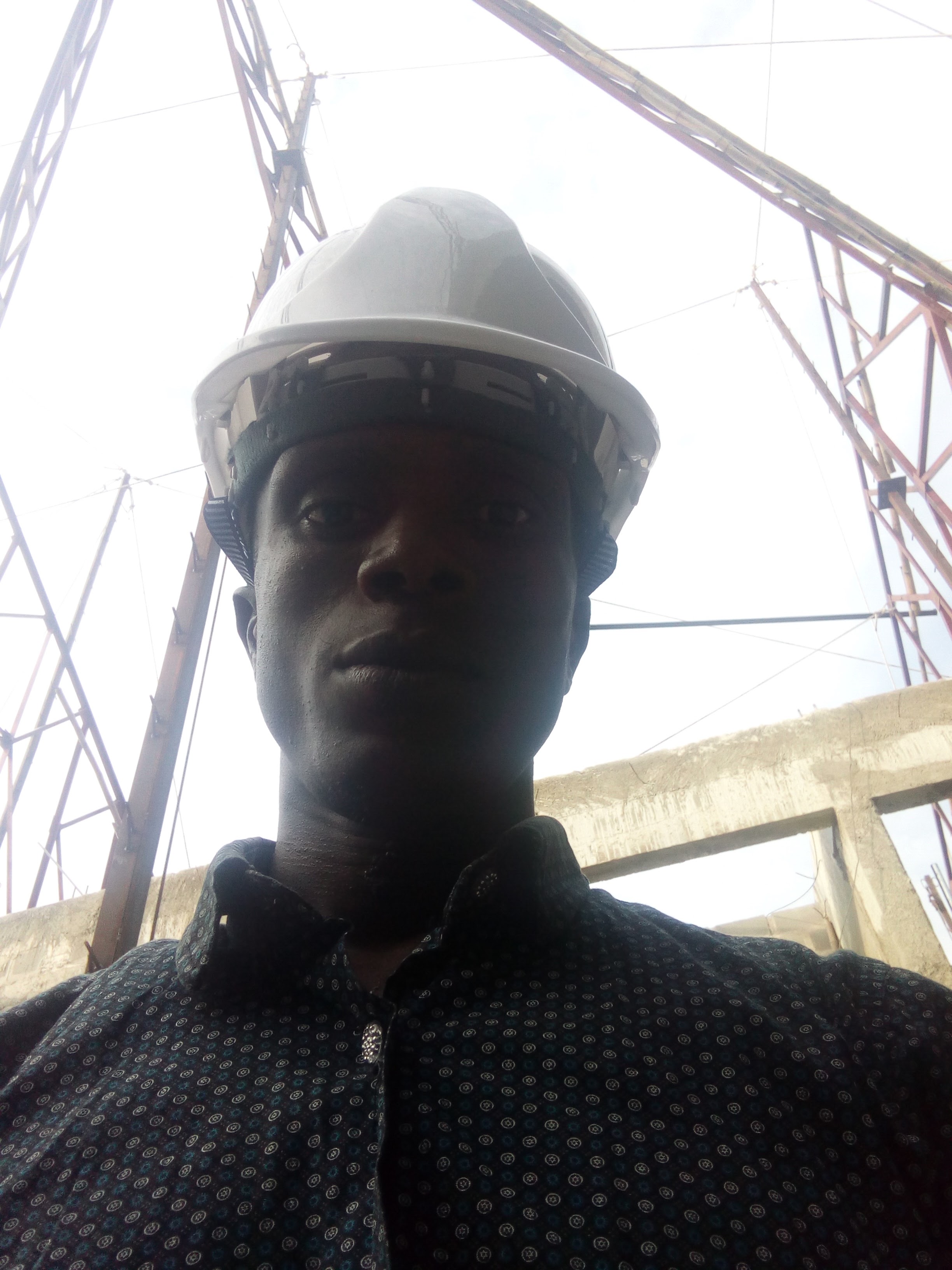 Isabel Design and construction Ltd. logo